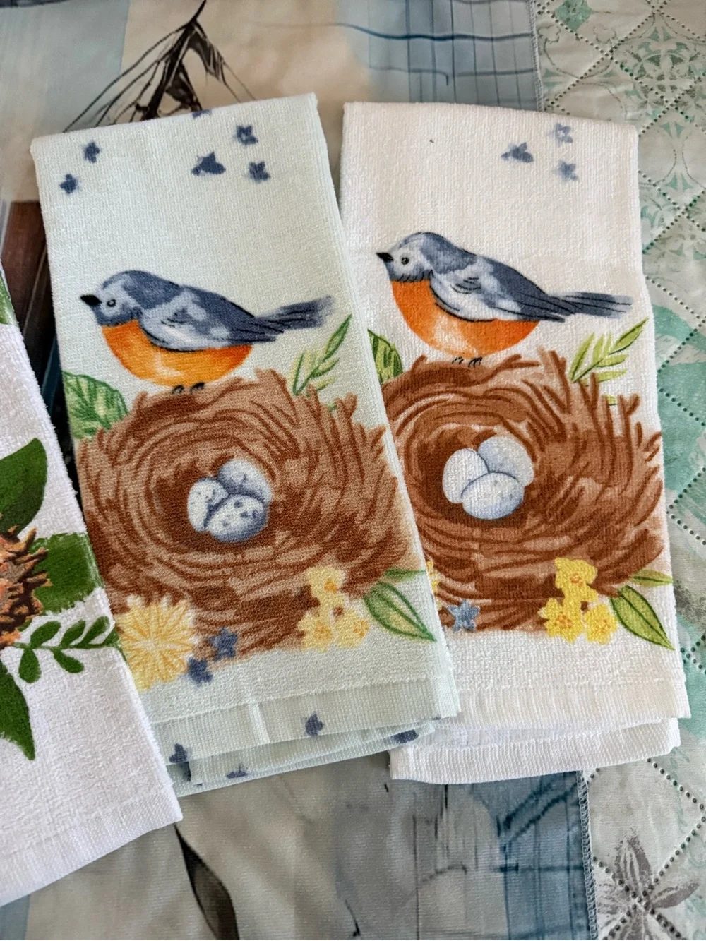 New Set of 4 Kohl's Bird Nest Hand Towel Set